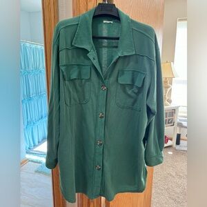 Maurices, 3 XL, Hunter Green Shacket, smoke-free home.
